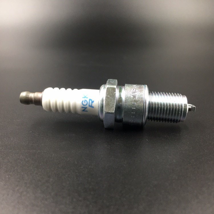 Свечи зажигания 7822 BPR6ES (NGK), арт. BPR6ES,          NGK 