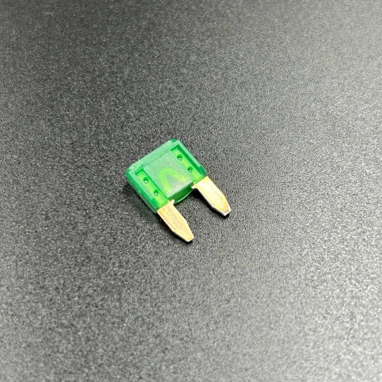 Предохранитель Suzuki DF40-300, DF15-350(A) (30A) (Suzuki), арт. 09481-30501,          SUZUKI 