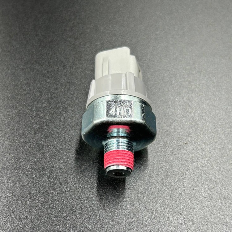 Датчик давления масла YAMAHA PZ50,FX,RS,RX,SR,VK10 (8FP-82504-00), арт. 8FP-82504-01,          YAMAHA 