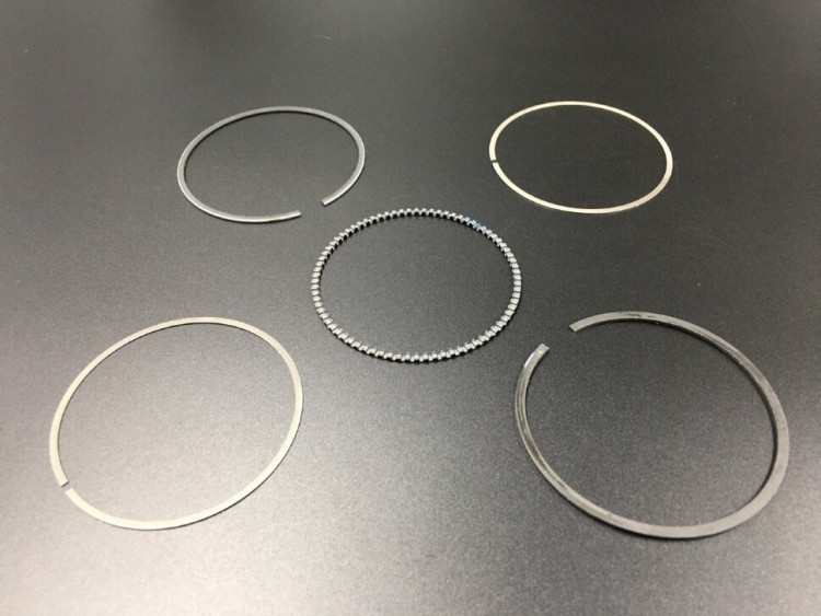 Кольца поршневые, комплект на один поршень Suzuki DF25-30 (STD) (Suzuki), арт. 12140-51F10,          SUZUKI 