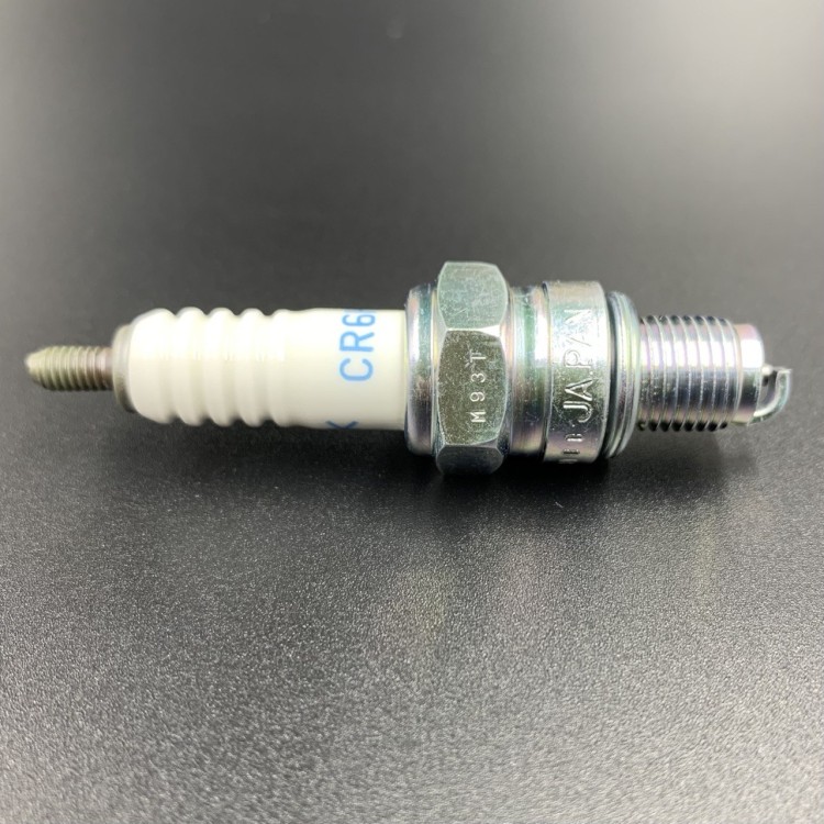 Свеча зажигания CR6HSA (NGK), арт. CR6HSA,          NGK 