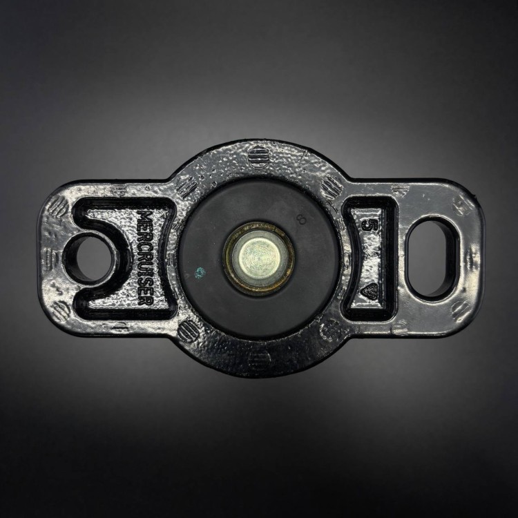 Опора двигателя резинометаллическая Mercruiser(QS), арт. 66284A2,          MERCURY 