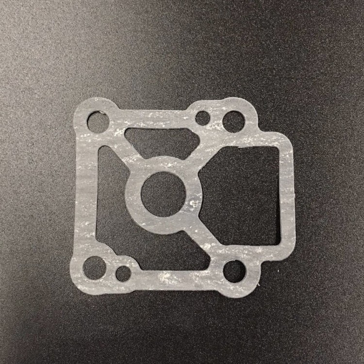 Прокладка под пластину помпы охлаждения Tohatsu 6-9.8, MFS8 (Tohatsu), арт. 3B2-65029-2,          TOHATSU 
