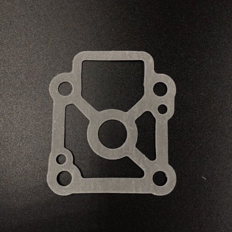 Прокладка под пластину помпы охлаждения Tohatsu 6-9.8, MFS8 (Tohatsu), арт. 3B2-65029-2,          TOHATSU 