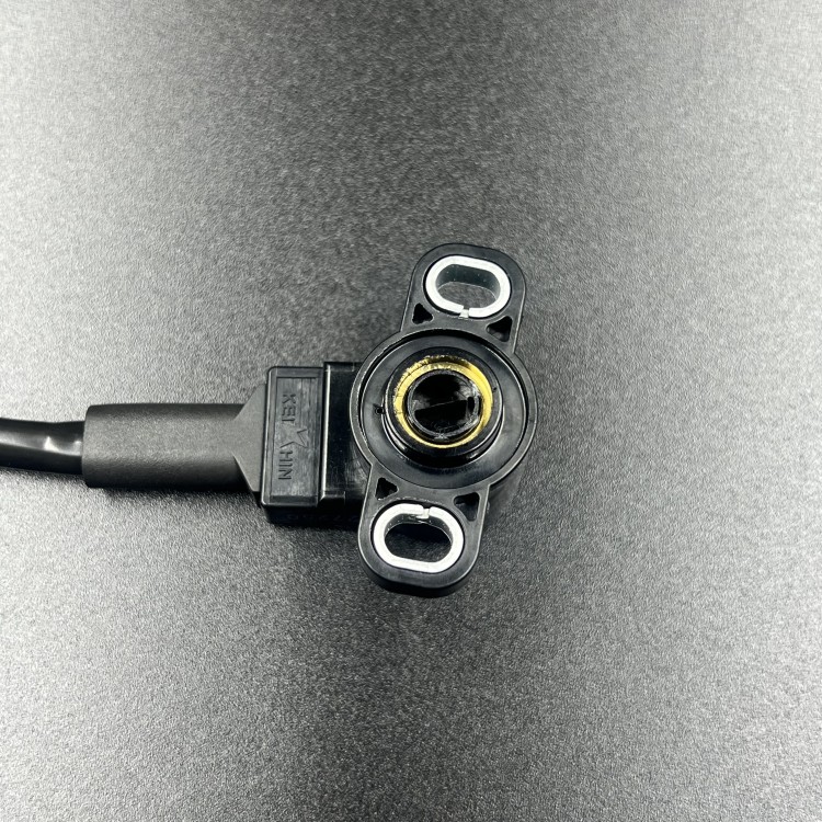 Датчик положения дроссельной заслонки Yamaha VK10 (два ушка)  (Yamaha), арт. 8ES-85885-01,          YAMAHA 