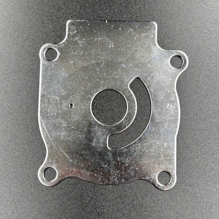 Пластина помпы охлаждения Suzuki DT20-40, DF25-50, арт. 17471-94401-TW,          POLY-MOTO 