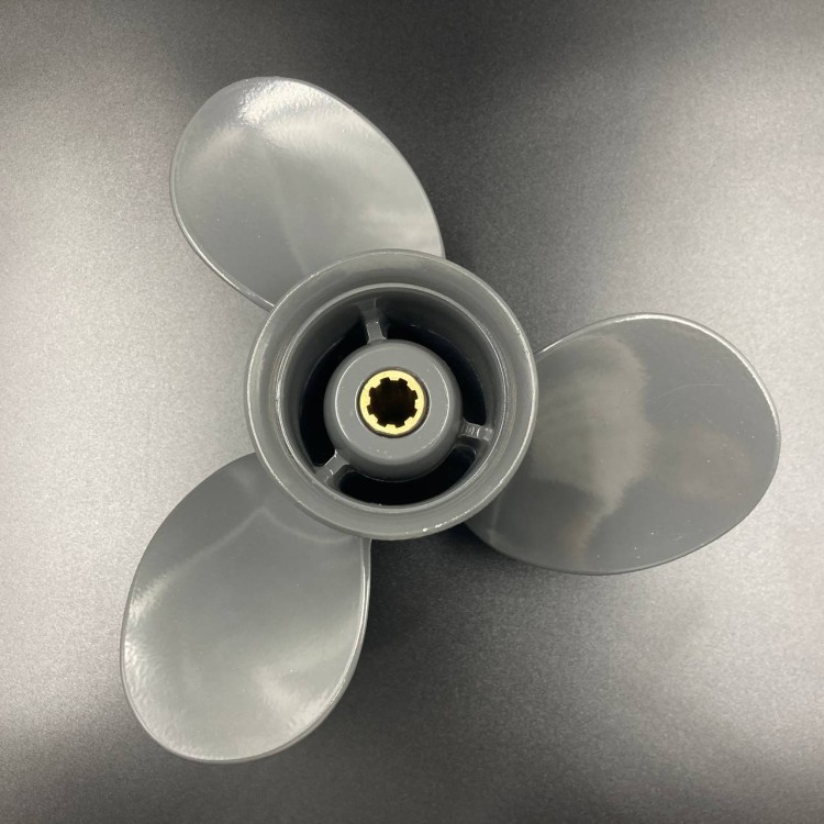 Гребной винт Honda BF8-BF15, BF20D (3x9-1/4x10), арт. 58130-ZV4-010-K,          YHS 