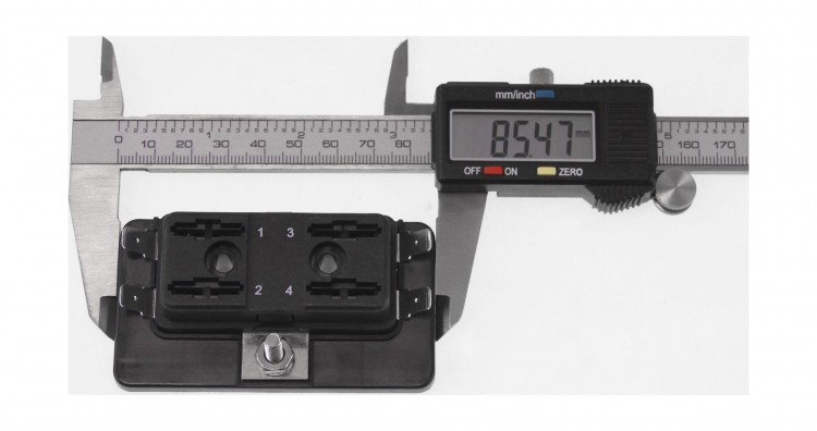 Блок на 4 предохранителя ATP/ATC/ATO с крышкой, арт. AES16150104,          AES.Co  Блок на 4 предохранителя ATP/ATC/ATO с крышкой, арт. AES16150104,          AES.Co