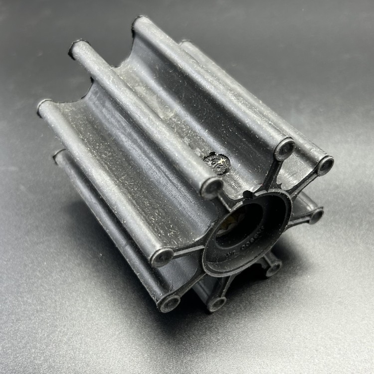 Крыльчатка помпы Mercrusier Diesel 2.8-4.2 (Quicksilver), арт. 816814T,          MERCURY 