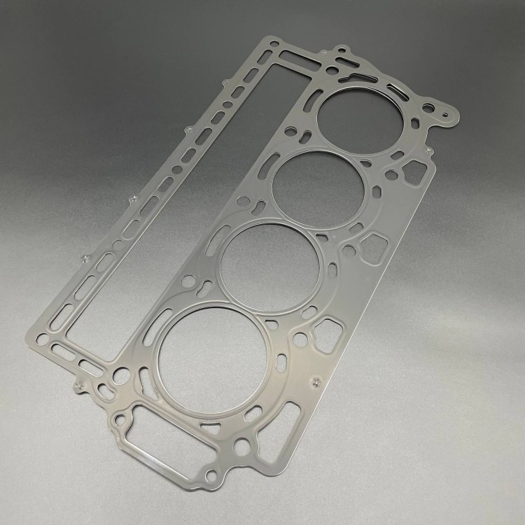 Прокладка под головку Honda BF115-130 (Honda), арт. 12251-ZW5-023,          HONDA 