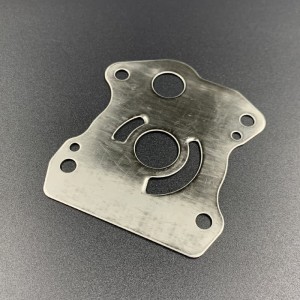 Пластина помпы охлаждения Honda BF20-30 (Honda)