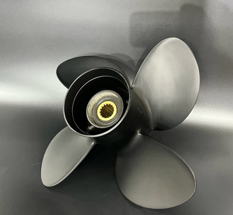 Гребной винт Yamaha 60-140, F70-F130 (4x13-1/4x13) (Solas), арт. 3413-133-13,          Solas 