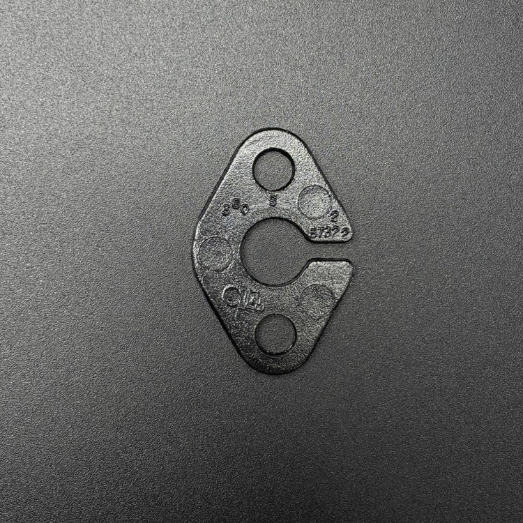 Фиксатор (пластина алюминиевая) COVER (Quicksilver), арт. 57322T,          MERCURY 