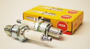 Свеча зажигания NGK   IZFR6J-11