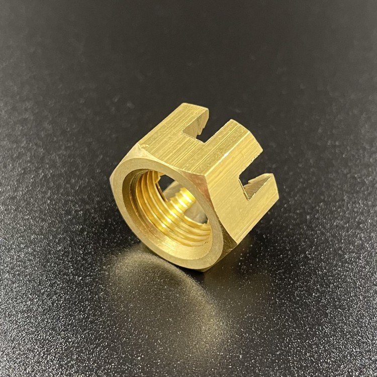 Гайка крепления гребного винта Yamaha 40-90, F45-100 (Omax), арт. 90171-16011-TW,          OMAX 