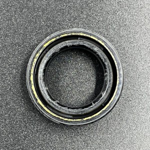 Сальник Tohatsu (346-60111-0) (18x28x8) (Tohatsu)