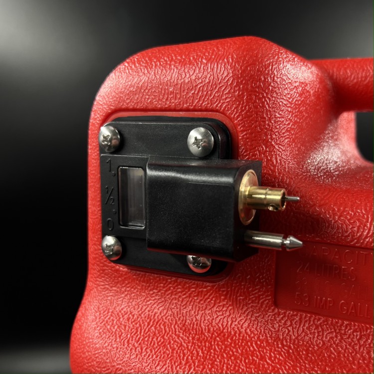 Топливный бак с уровнем топлива Yamaha (24л) (YHS), арт. 6YJ-W2420-J1-K,          YHS 