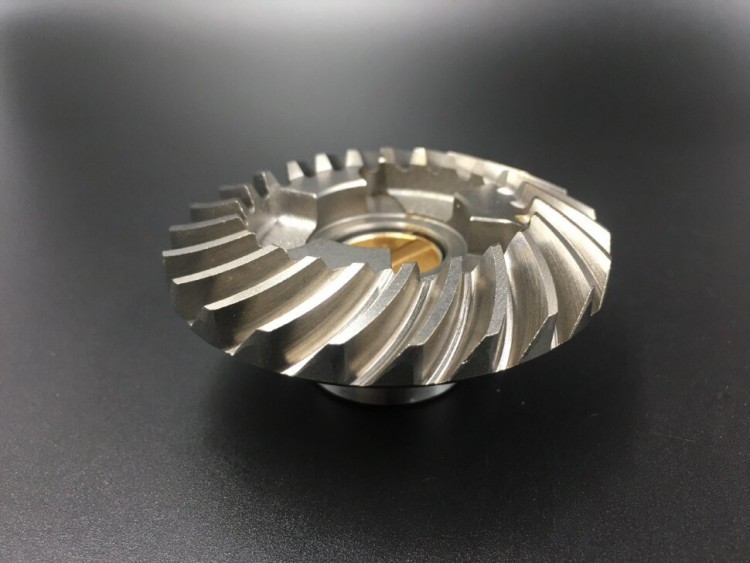 Шестерня переднего хода Suzuki DT9.9-15, DF9.9-15 (57510-93910; 57510-90L00; 57510-93901), арт. 57510-93910-TW,          OSAKA 