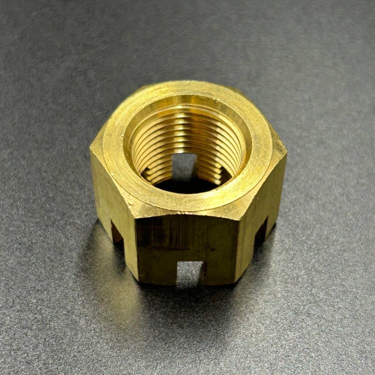 Гайка крепления гребного винта Yamaha 115-250, F75-350 (Omax), арт. 90171-18M04-TW,          OMAX 