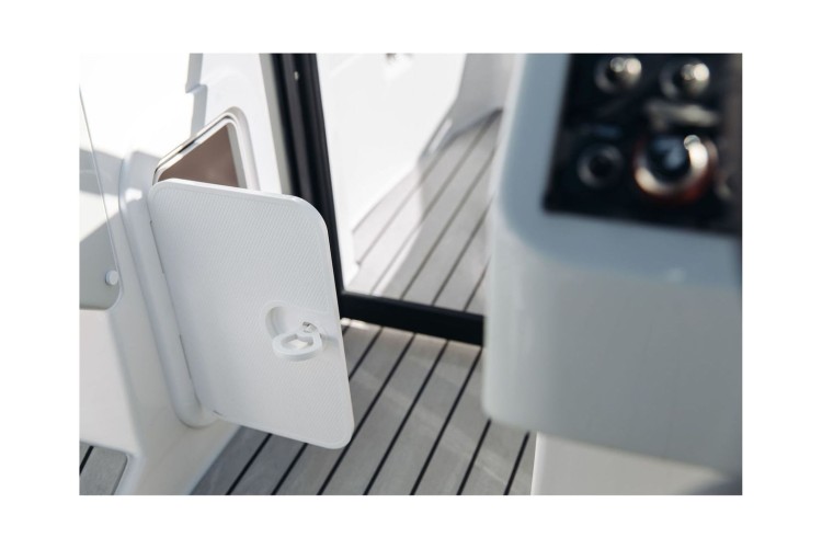 Катер Феникс 510 BR, белый, арт. P510BRW,          СПЭВ 