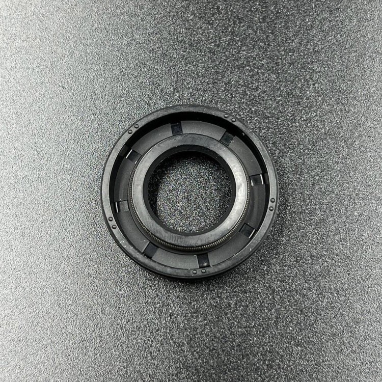 Сальник Tohatsu (3C8-60223-0) (17x33x6) (Sinera), арт. 3C8-60223-0-TW,          SINERA 