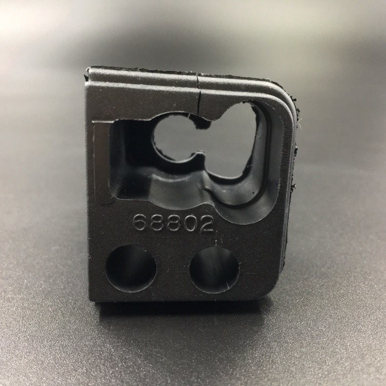 Уплотнение тросов д/у Yamaha 75-90 (Yamaha), арт. 688-42725-02,          YAMAHA 