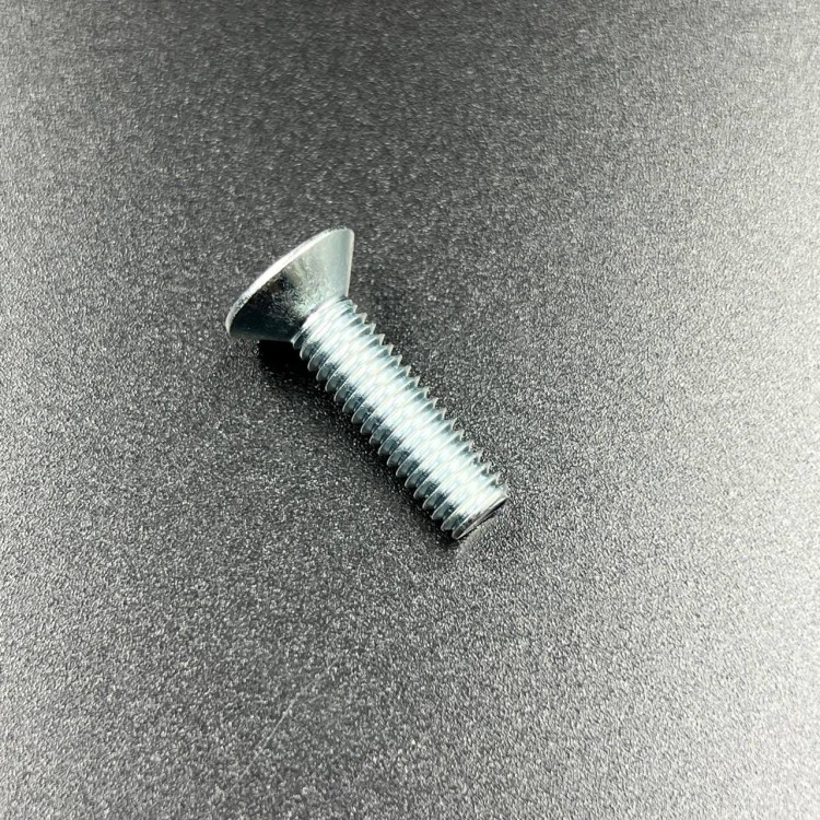 Винт крепления склиза Yamaha VK540/VK10 (Yamaha), арт. 90151-06005,          YAMAHA  Винт крепления склиза Yamaha VK540/VK10 (Yamaha), арт. 90151-06005,          YAMAHA