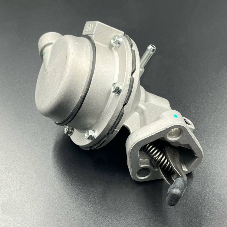 Топливный насос механический 7.4L, 8.2L (18-8860)  (JSP), арт. 861677T-K,          JSP 