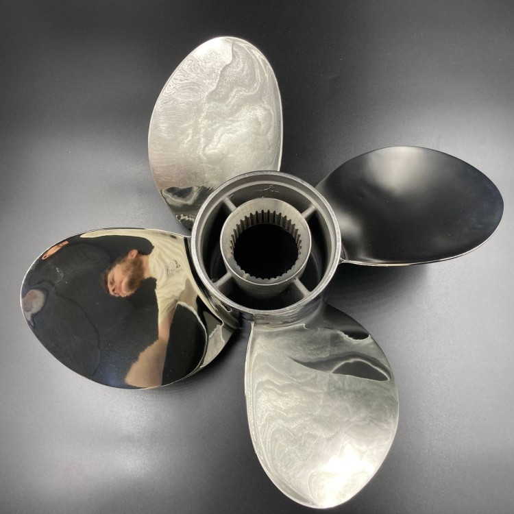 Гребной винт левого вращения MERCRUISER BRAVO THREE (FRONT) (СТАЛЬ) (4x16x18) (POLASTORM), арт. 6816-4160-18,          POLASTORM 