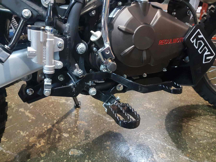 Regulmoto Sport 003 250 PR (2022г. балансир) защита картера и прогрессии, арт. 613.09,          KTZ 