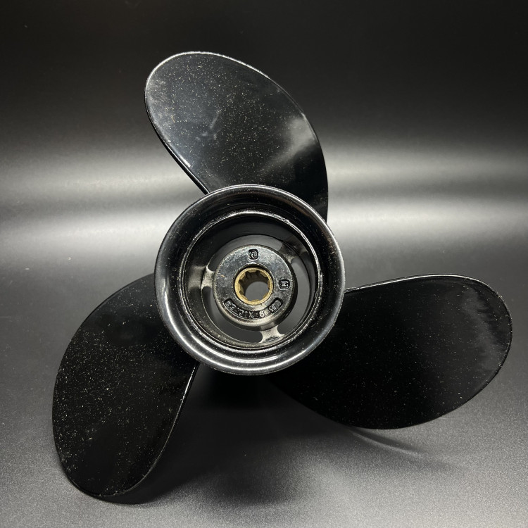 Гребной винт Mercury 6-15 (3x9x10-1/2) Black Max (Mercury), арт. 828158A12,          MERCURY 