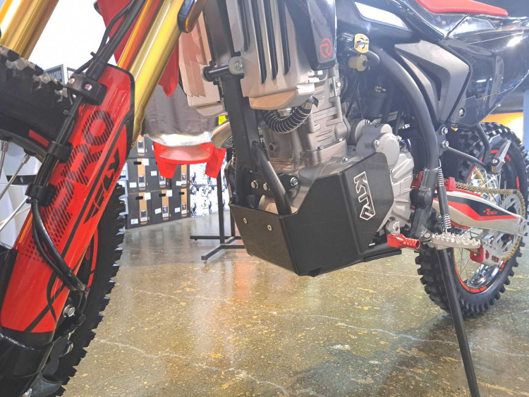 GR2 300 PRO ( вод охл ZS174MN) 2022 защита картера и прогрессии, арт. 600.07,          KTZ 