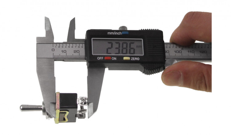 Тумблер трехпозиционный (ON)-OFF-(ON) 12В/15А 3P, арт. T1327M2,          Yih Sean  Тумблер трехпозиционный (ON)-OFF-(ON) 12В/15А 3P, арт. T1327M2,          Yih Sean