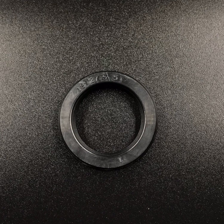 Уплотнение штока гидроподъемника Yamaha 115-250, F95-275 (64E-4384J-00) (Sinera), арт. 64E-4384J-00-TW,          SINERA 