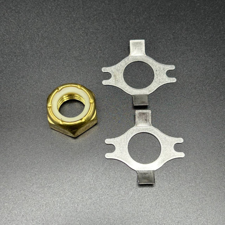 Гайка крепления гребного винта MERCURY 30-60 (11-69578Q1) (Quicksilver), арт. 11-69578Q1,          MERCURY 