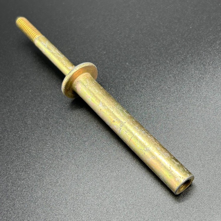 Шпилька стальная диам. 6 мм STUD-SPECIAL (Quicksilver), арт. 864338,          MERCURY 