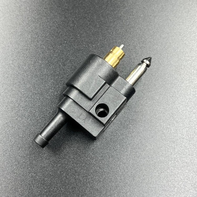 Коннектор топливный Yamaha 4-90, F4-70 (из мотора) , арт. 6G1-24304-02-TW,          OMAX 