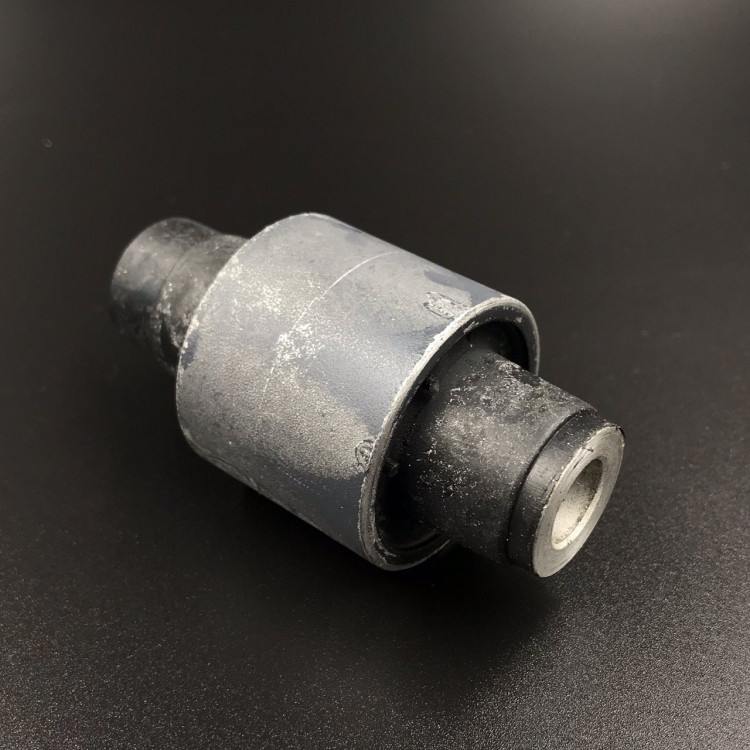 Демпфер опорный резиновый Tohatsu 60-90 (Верхний) (Tohatsu), арт. 3B7-61301-0,          TOHATSU 