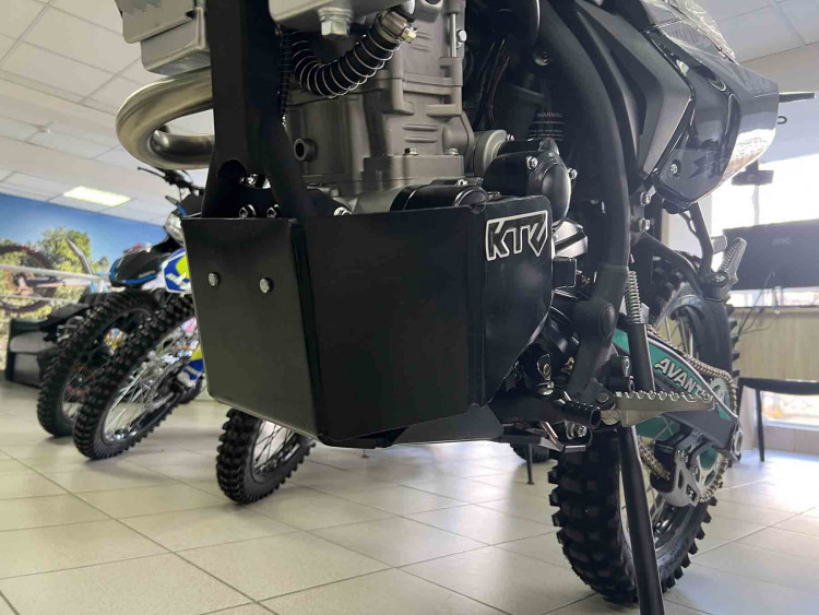 KTZ Avantis A6 (174MN) 2022 Защита двигателя мотоцикла, арт. 601.05,          KTZ 