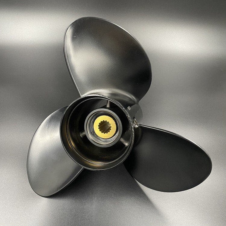 Гребной винт Suzuki DF150-DF300 (3x15x17), арт. 58200-96J00-K,          YHS 