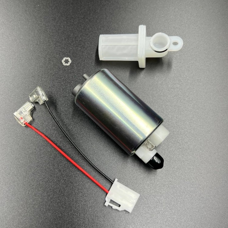 Топливный насос Suzuki DF40-60A (WUHU), арт. 15200-88L00-K,          WUHU 