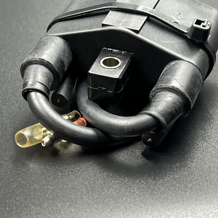 Катушка зажигания высоковольтная Suzuki DT40, DF9.9-15 (KACAWA), арт. 33410-94400-TW,          KACAWA 