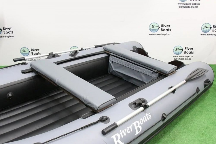 Комплект из 2-х накладок на сиденье, одна с сумкой 1050*200 мм, серый, арт. КМН8,          RiverBoats 