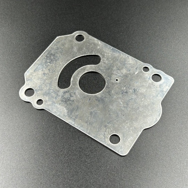 Пластина помпы охлаждения Suzuki DF150-250, DF150-250(A) (17471-93J02) (Osaka), арт. 17471-93J01-TW,          OSAKA 
